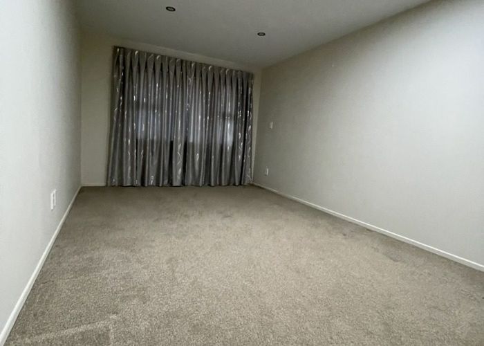  at 3 Jammen Drive, Massey, Waitakere City, Auckland