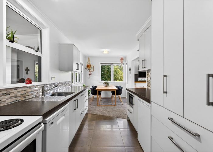  at 729 Maxville Drive, Parkvale, Hastings, Hawke's Bay