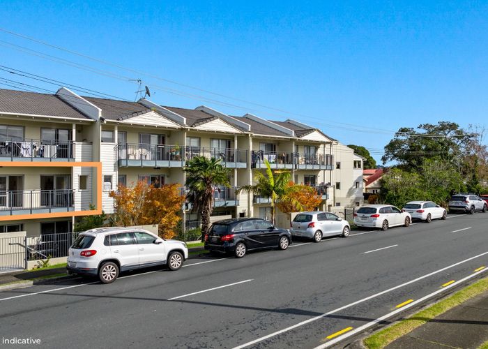  at B11/71 Spencer Road, Albany, North Shore City, Auckland