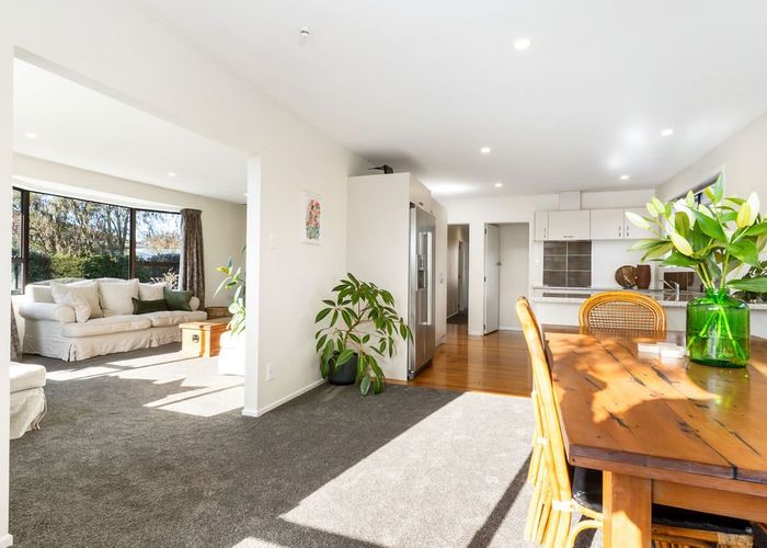  at 8 Oldham Crescent, Halswell, Christchurch City, Canterbury