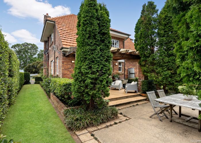  at 8 Coyle Street, Sandringham, Auckland City, Auckland