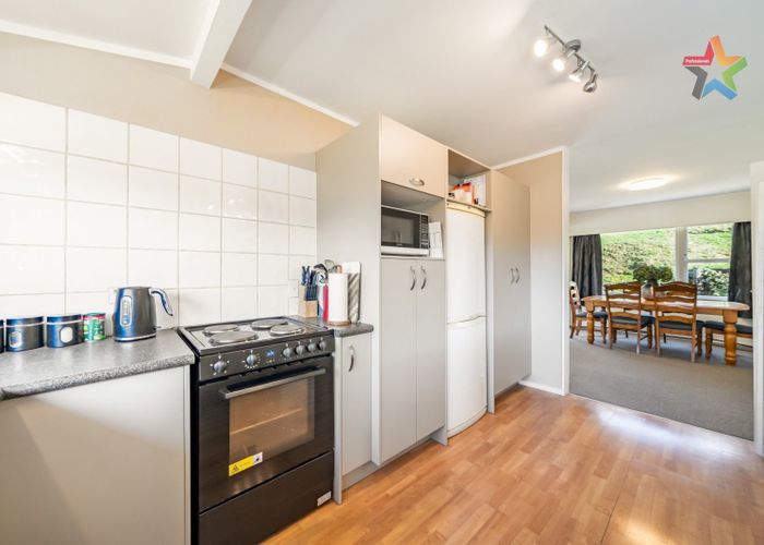  at 31 Cedar Street, Maungaraki, Lower Hutt, Wellington