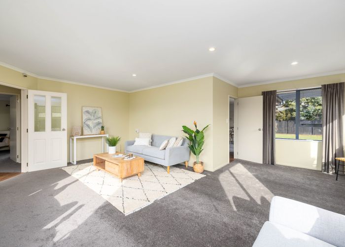  at 73 Kotuku Crescent, Woolston, Christchurch