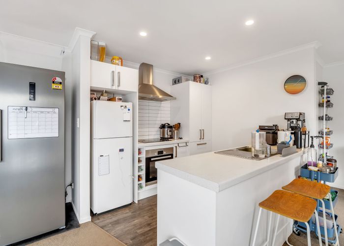  at 2/5 Jones Crescent, Melville, Hamilton, Waikato