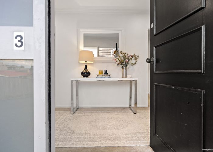  at 3/8 Woodbine Avenue, Greenlane, Auckland