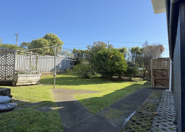  at 34 Levesque Street, Birkdale, North Shore City, Auckland