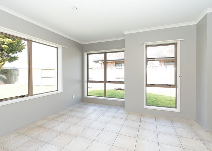  at 12 Wakefield Place, Rototuna North, Hamilton