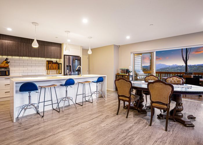  at 220 Forest Hill Road, Waiatarua, Waitakere City, Auckland