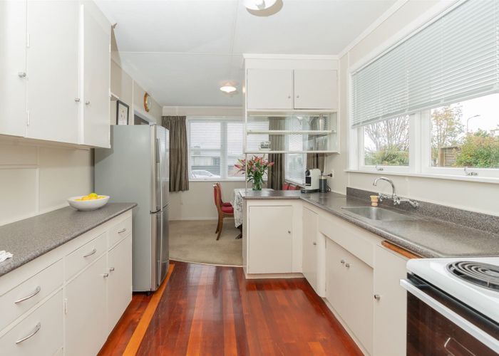  at 10 Katherine Place, Melville, Hamilton