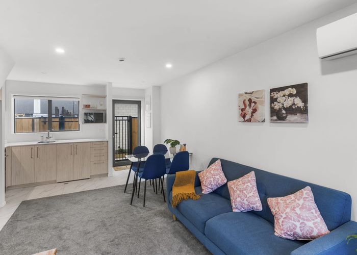 at 2/48 Stewart Street, City Centre, Christchurch City, Canterbury