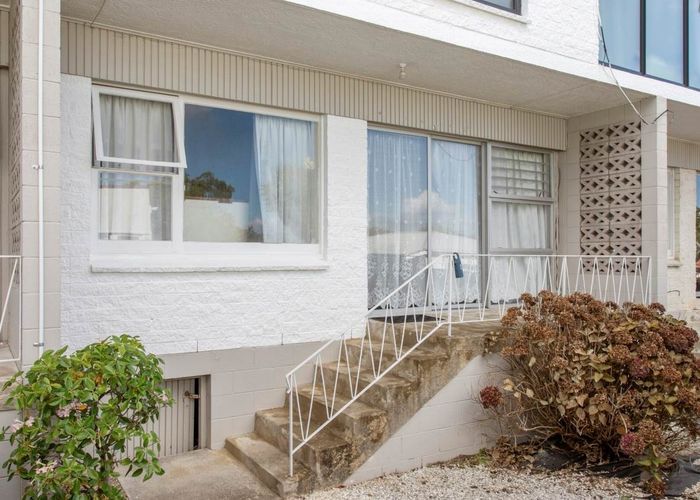  at 3/14 Willcott Street, Mount Albert, Auckland