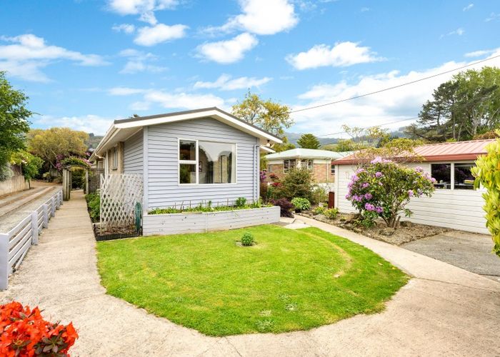  at 9 Constant Street, Sawyers Bay, Port Chalmers