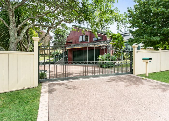  at 165 Wiseley Road, West Harbour, Auckland