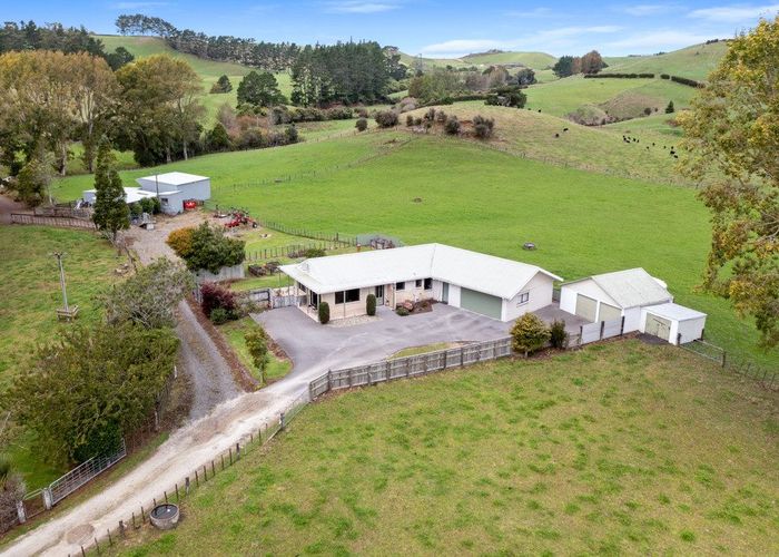  at 32 Davis Road, Inglewood, New Plymouth, Taranaki