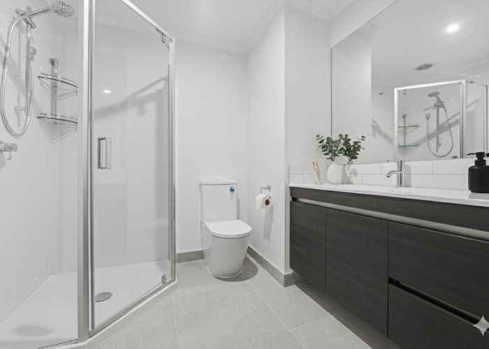  at 102/9 Mahana Road, Northcote, North Shore City, Auckland