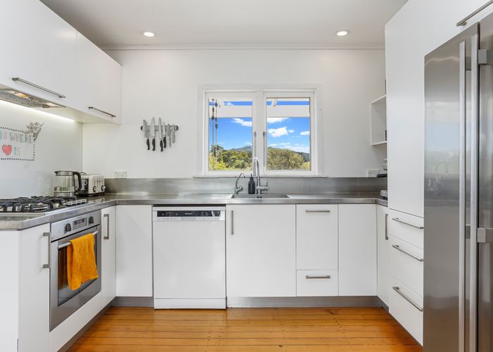  at 52 Mcentee Road, Waitakere, Auckland