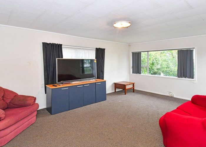  at 37 Secretariat Place, Randwick Park, Manukau City, Auckland