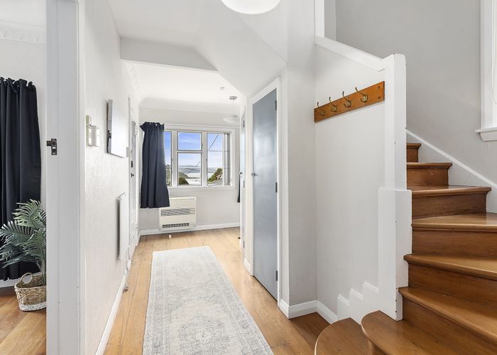  at 92 Sutherland Road, Melrose, Wellington