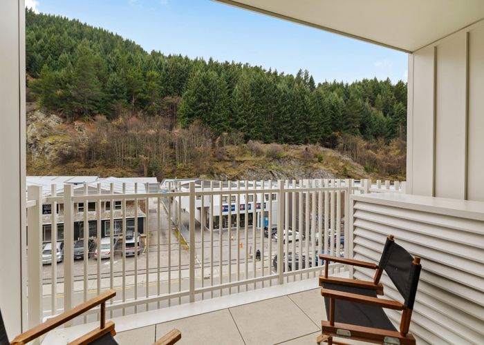  at 210/98 Gorge Road, Queenstown, Queenstown