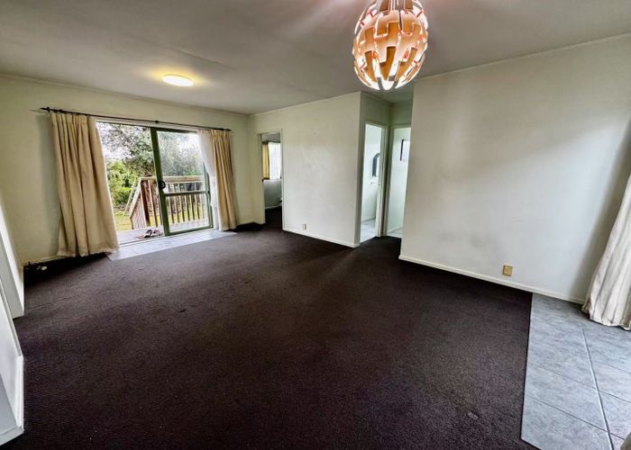  at 21A Thomas Avenue, Te Atatu Peninsula, Waitakere City, Auckland