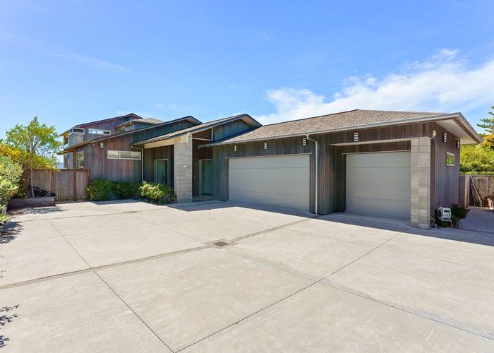  at 131 Manly Street, Paraparaumu Beach, Paraparaumu