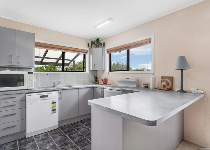  at 58B Mirrabooka Avenue, Botany Downs, Auckland