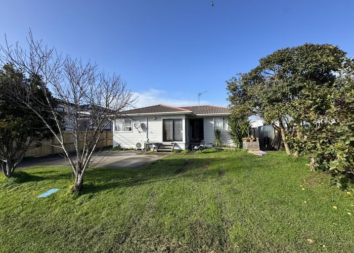  at 32 Sharland Avenue, Manurewa, Manukau City, Auckland