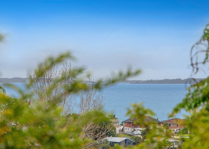  at 14 Brightside Road, Stanmore Bay, Whangaparaoa