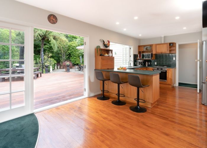  at 1 Woodman Drive, Tawa, Wellington