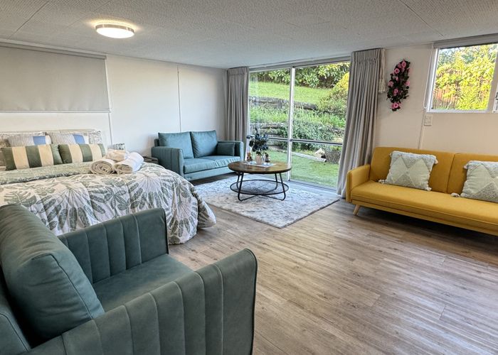  at 4 Beverley Road, Stanmore Bay, Rodney, Auckland