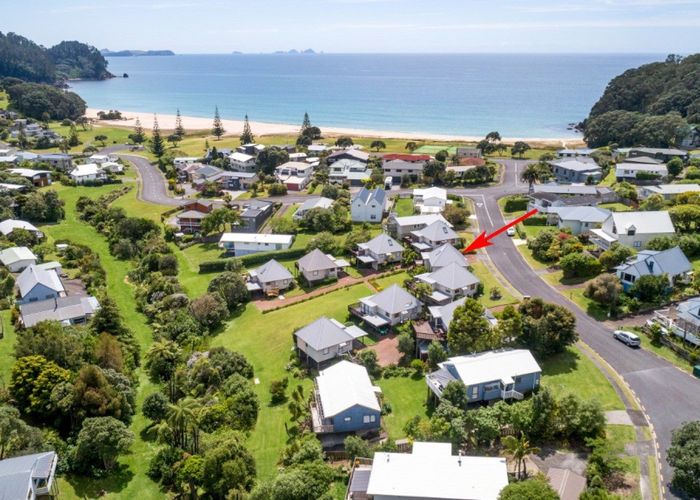  at 4/104 The Grove, Onemana, Whangamata