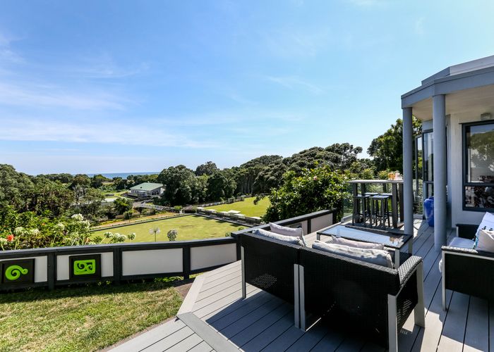  at 401 Devon Street East, Strandon, New Plymouth