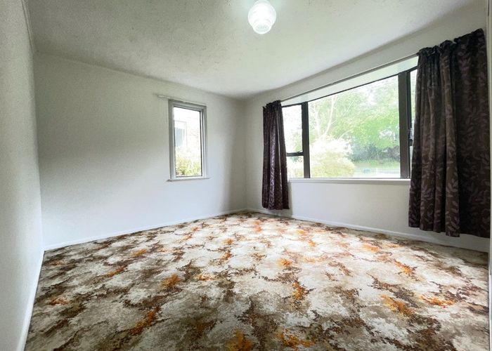  at 71 Seabrook Ave, New Lynn, Waitakere City, Auckland