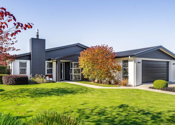 Free property data for 61 Armstrong Avenue, Carterton homes.co.nz