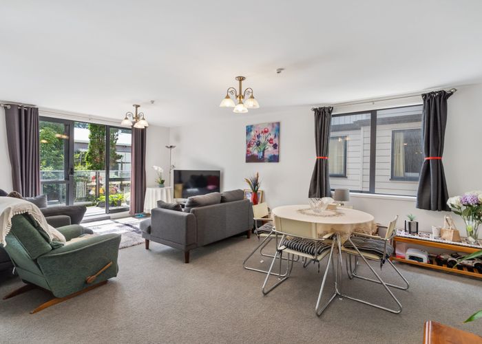  at 19/68 Mountain Road, Mount Wellington, Auckland City, Auckland