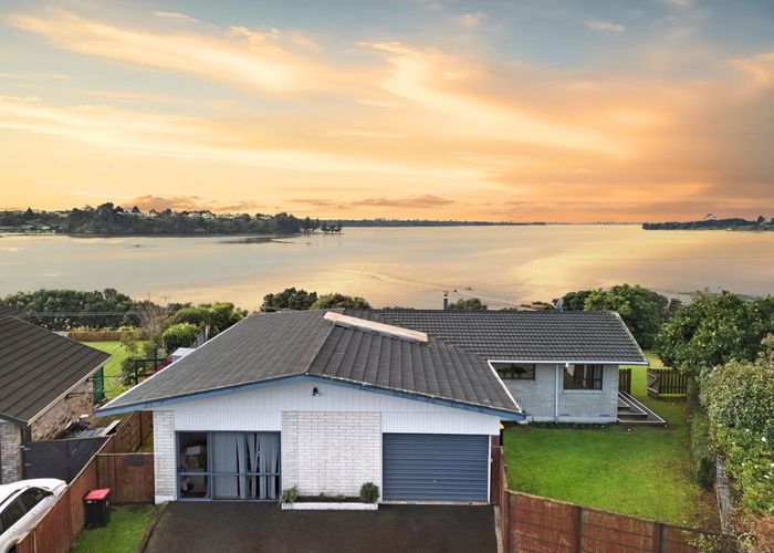  at 43 Endeavour Avenue, Welcome Bay, Tauranga, Bay Of Plenty