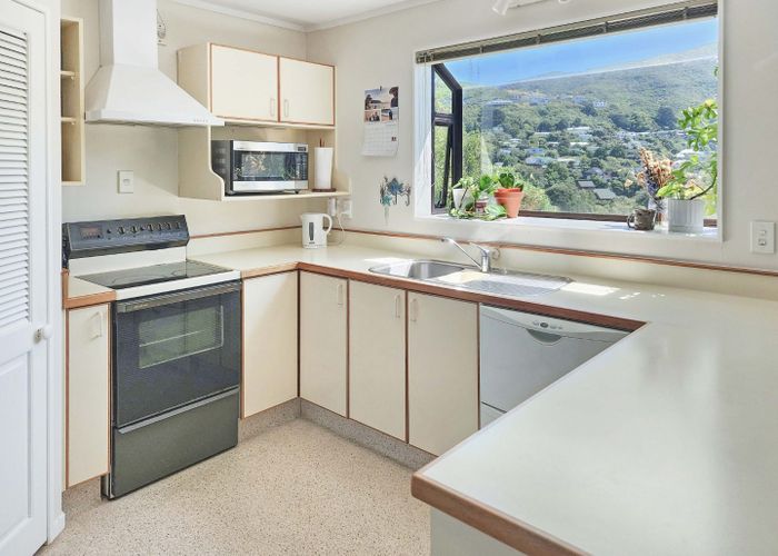  at 42A Thatcher Crescent, Crofton Downs, Wellington