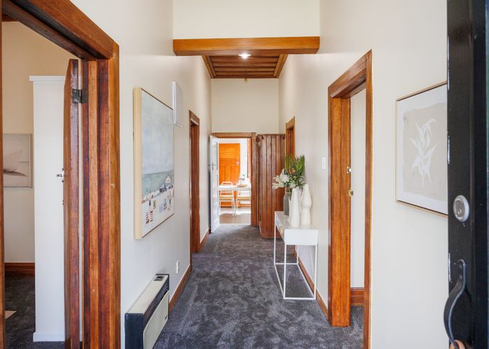  at 215 College Street, West End, Palmerston North, Manawatu / Whanganui