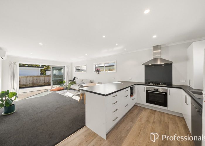  at 37a Main Road, Wainuiomata, Lower Hutt, Wellington