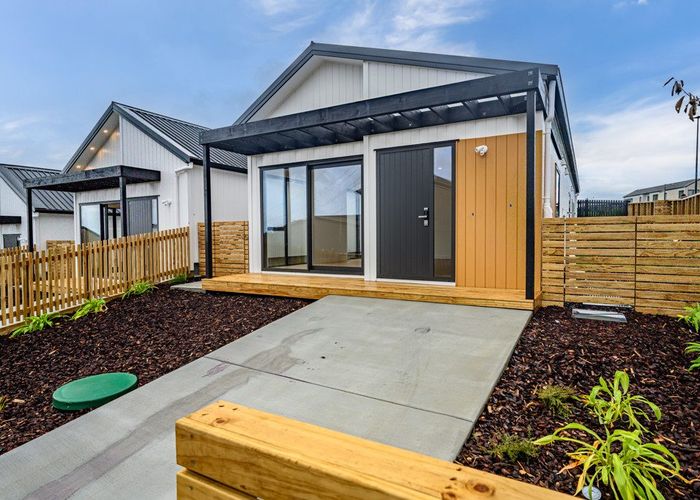  at 7B Kotiu Place, Massey, Waitakere City, Auckland