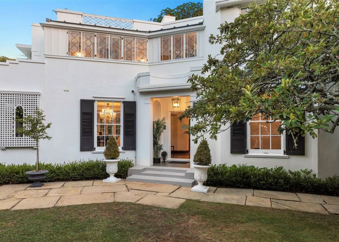 at 46 Mountain Road, Epsom, Auckland
