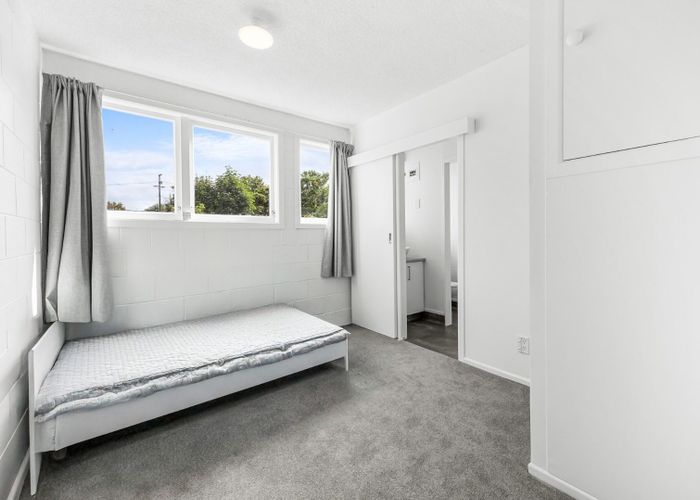  at 3H Mountain Road, Mount Wellington, Auckland City, Auckland