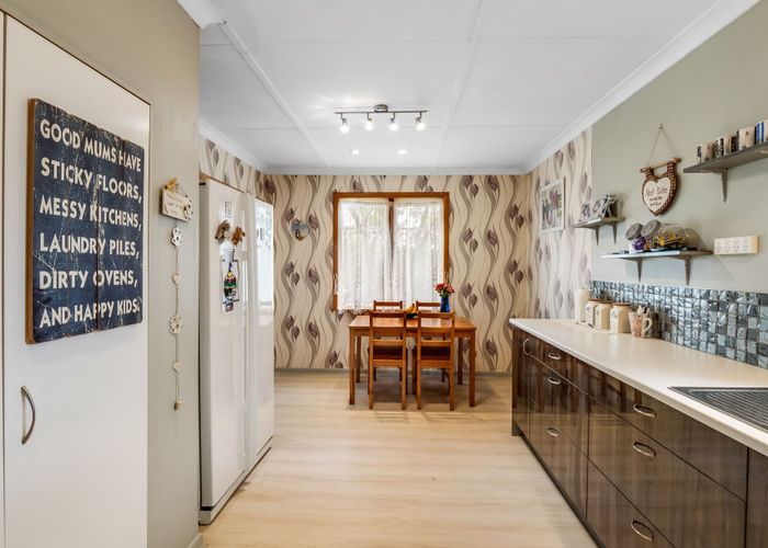  at 72 Manuka Street, Castlecliff, Whanganui, Manawatu / Whanganui