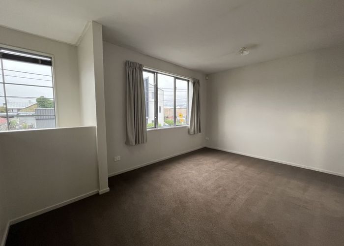  at 8 Parlane Street, Addington, Christchurch City, Canterbury