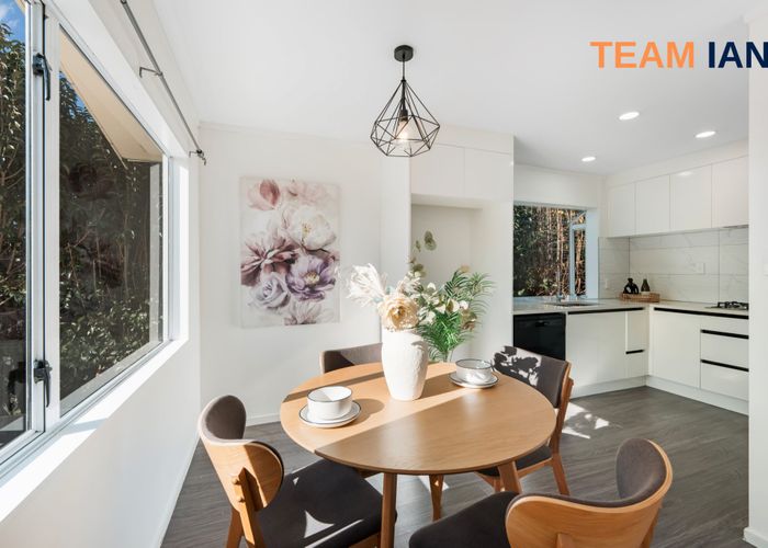  at 1/42 Pomaria Road, Henderson, Waitakere City, Auckland