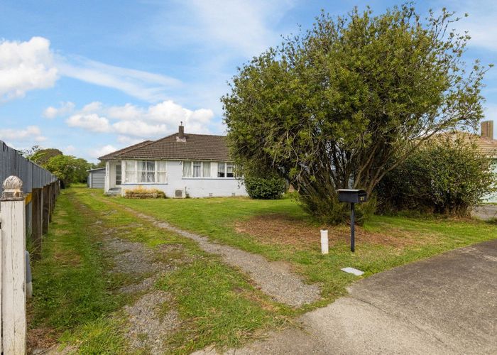  at 31 Exeter Crescent, Takaro, Palmerston North