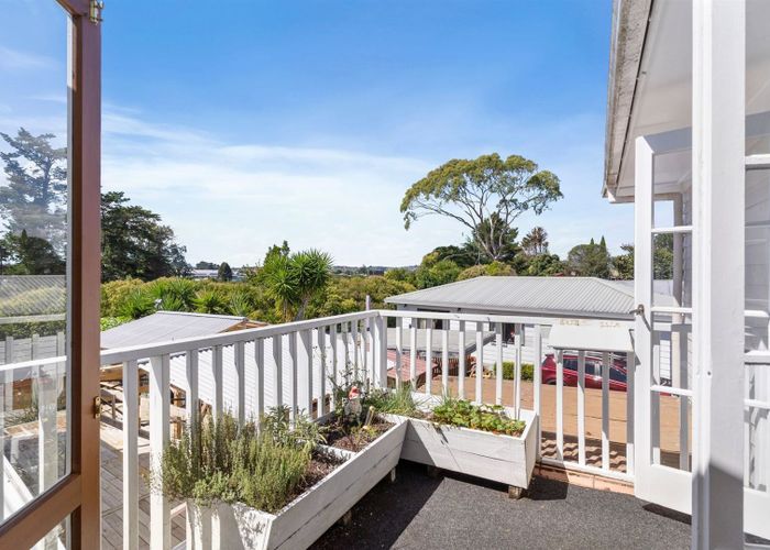  at 86 Ennis Avenue, Pakuranga Heights, Auckland