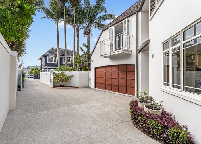  at 1/6 Campbell Road, Takapuna, North Shore City, Auckland