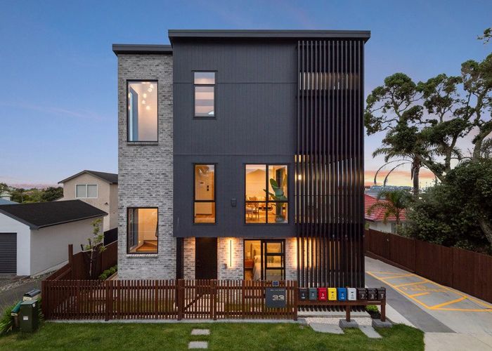  at 33 Williamson Avenue, Belmont, North Shore City, Auckland