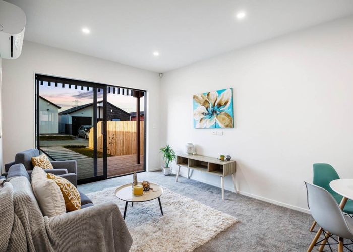  at 12 Taiororua Avenue, Massey, Waitakere City, Auckland
